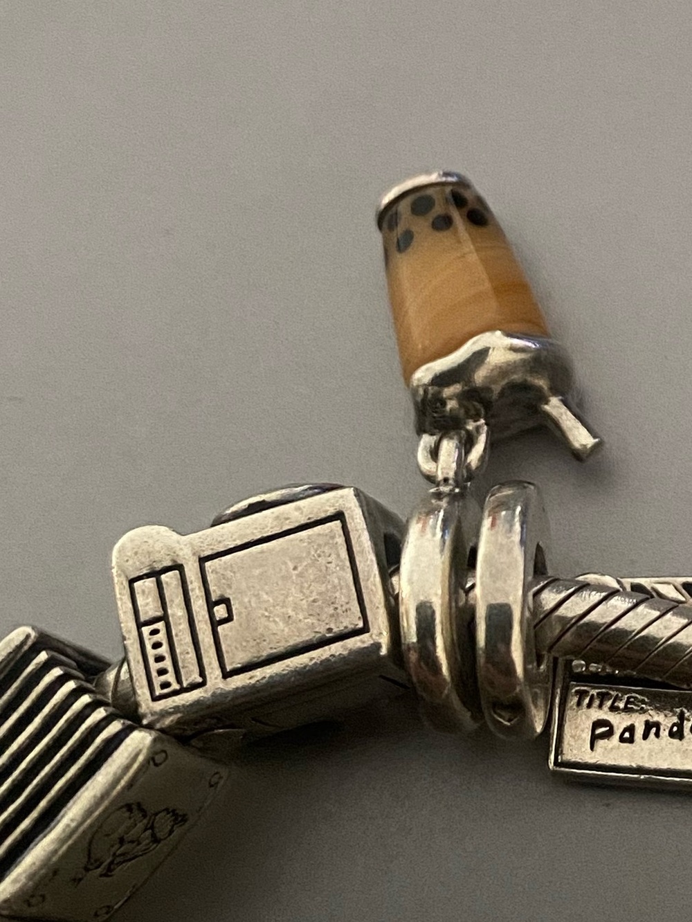 Camera Charm - Picture 4 of 4